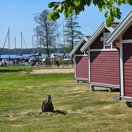 Kanalkrogen Stugor Sjötorp エクステリア 写真
